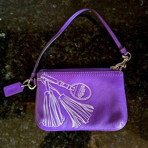 NWT Vintage Purple Coach Wristlet